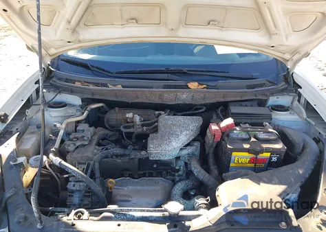 2015 Nissan Rogue Select S z USA, uszkodzony, nr VIN JN8AS5MT7FW663009